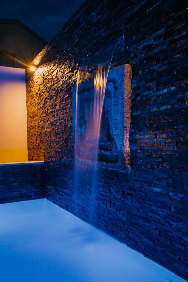 Villa Sunset Pool & Spa Apartments Zgornje Skofije Екстер'єр фото