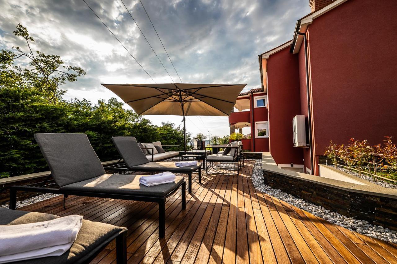 Villa Sunset Pool & Spa Apartments Zgornje Skofije Екстер'єр фото