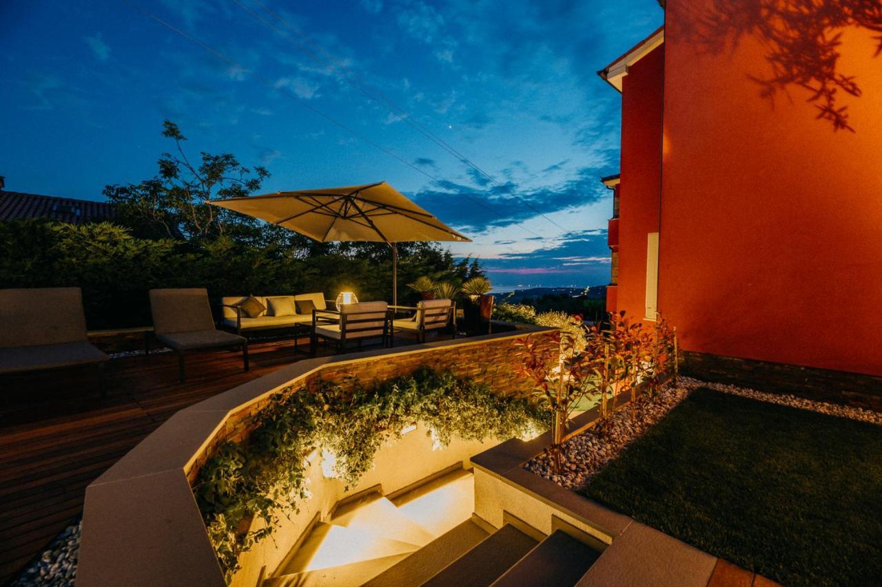 Villa Sunset Pool & Spa Apartments Zgornje Skofije Екстер'єр фото