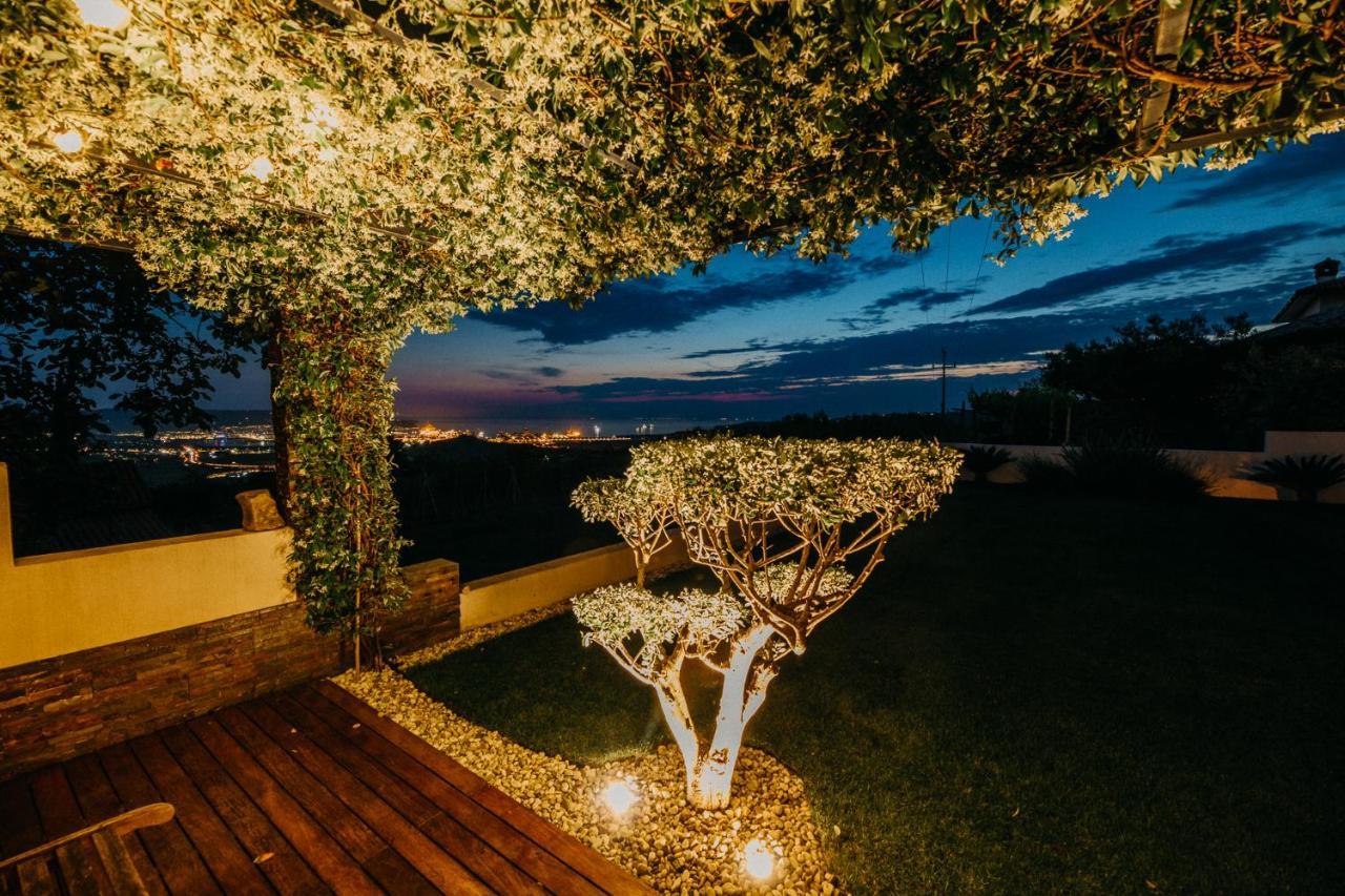 Villa Sunset Pool & Spa Apartments Zgornje Skofije Екстер'єр фото