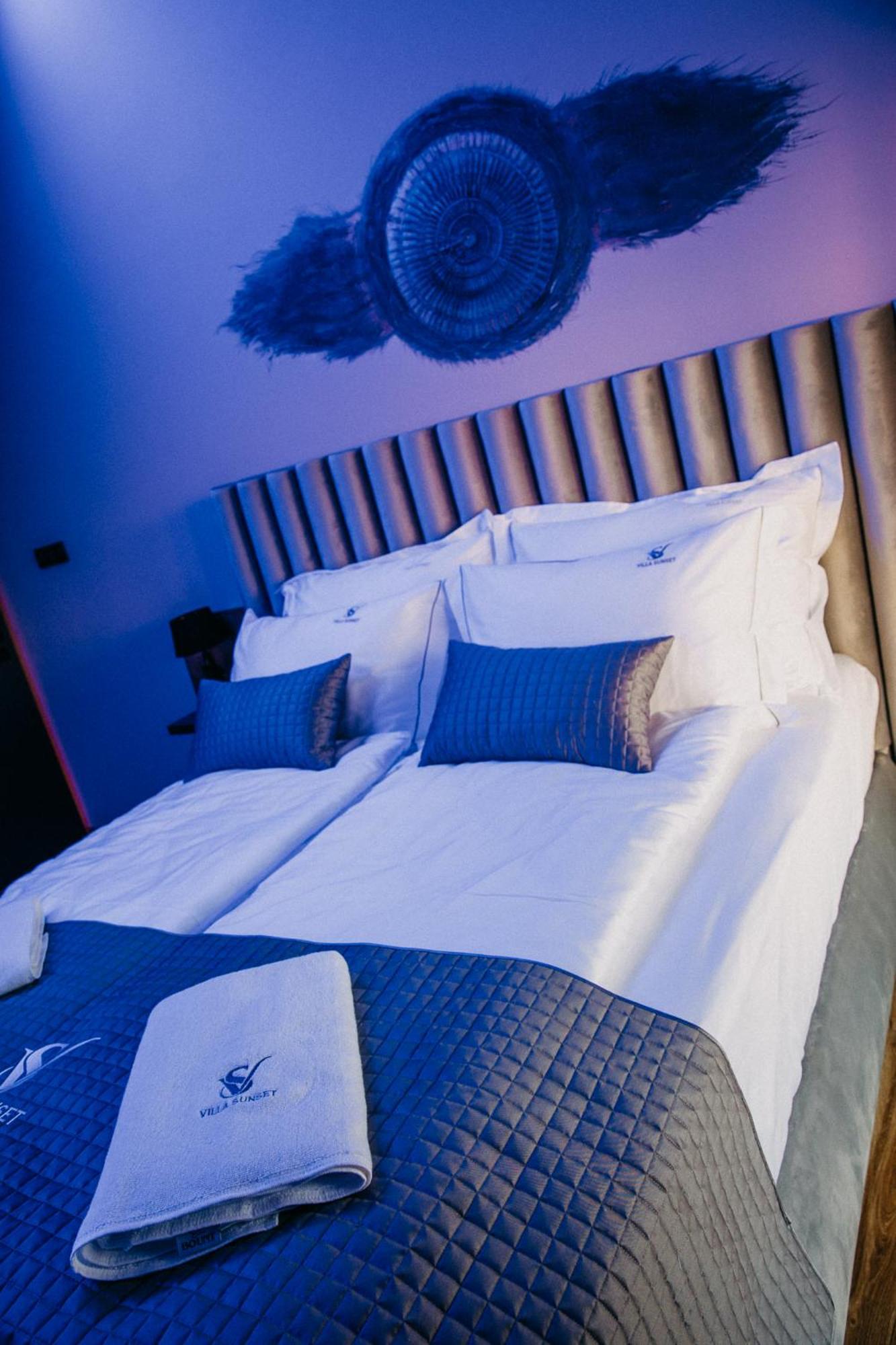 Villa Sunset Pool & Spa Apartments Zgornje Skofije Номер фото